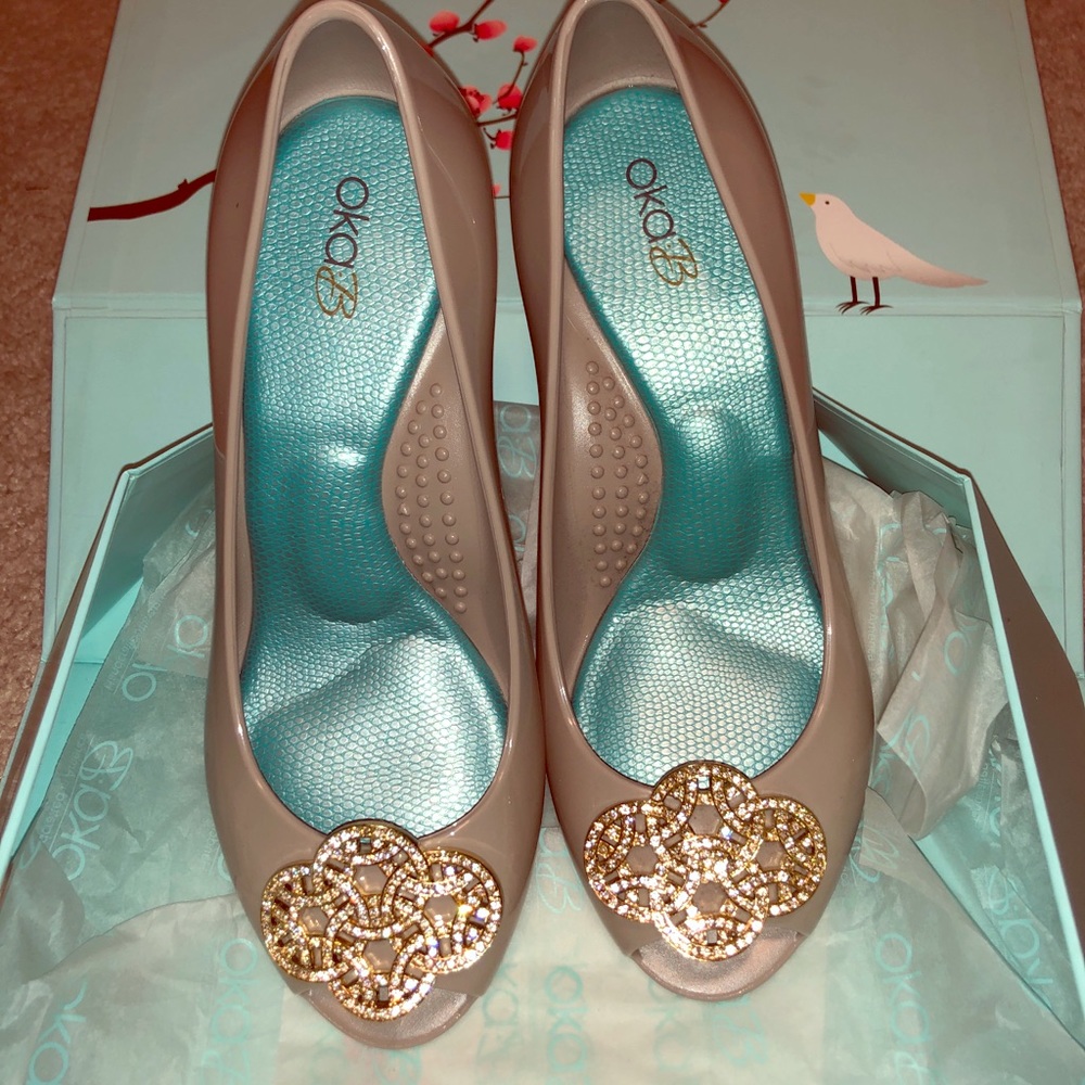 Shoes! Awesome shoes!